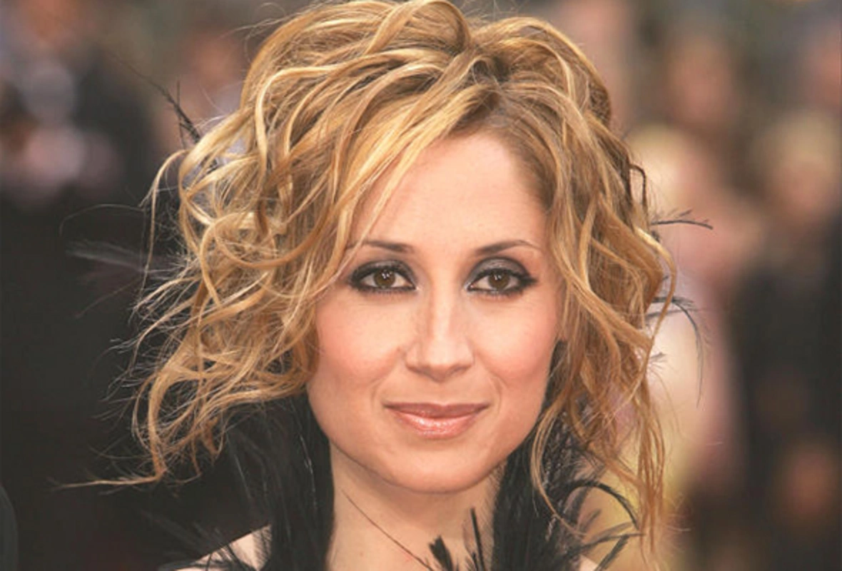 Lara Fabian Bakıda konsert verəcək – VİDEO - Oxu.az