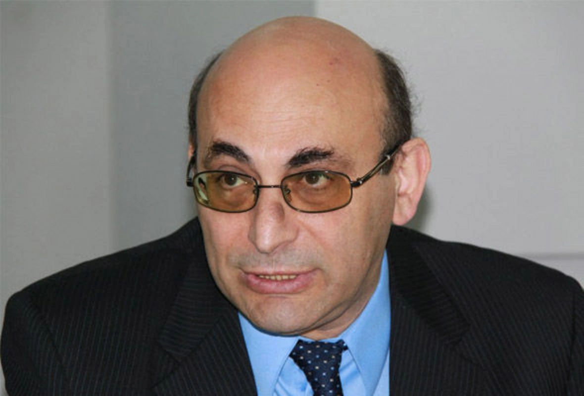 Arif Yunusun həbs müddəti artırılıb