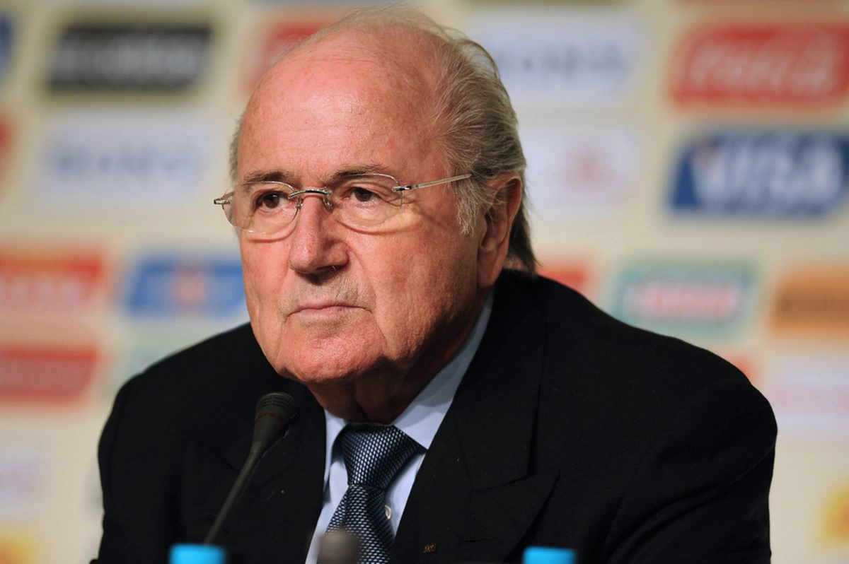 Blatter beşinci dəfə FİFA-nın prezidenti seçilib