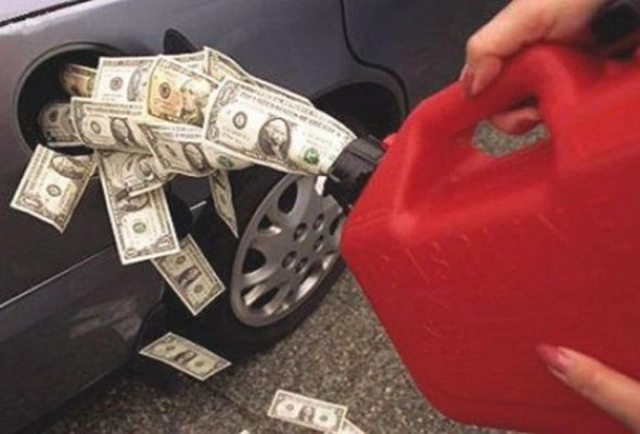 В России повышаются цены на бензин