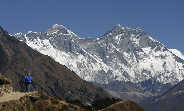 В Непале хотят законодательно ограничить предельный возраст покорителей Эвереста