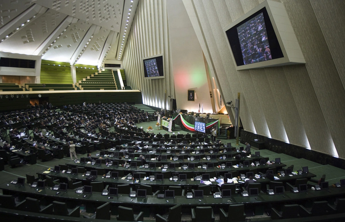 Ликвидированы четверо террористов, напавших на парламент Ирана – ОБНОВЛЕНО