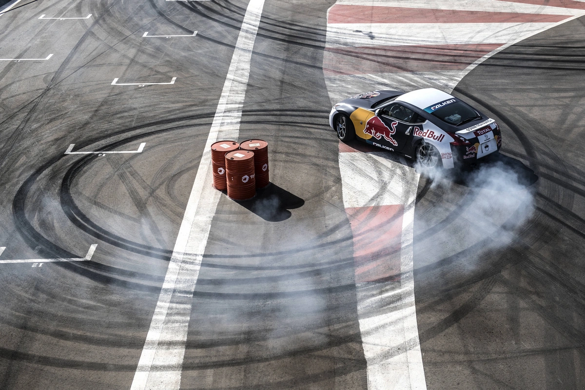 "Red Bull Car Park Drift":  Yaxın Şərqdə yeni atəş – VİDEO