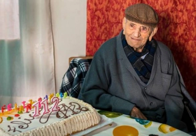 Старейший человек в мире отметил свой 113-й день рождения