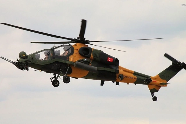 В Африне сбили турецкий вертолет – ВИДЕО