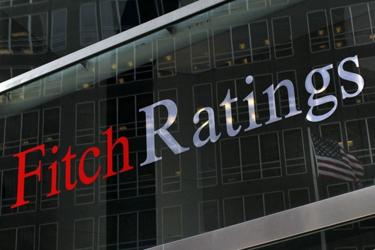 &quot;Fitch Ratings&quot; Azərbaycanın reytinqini &quot;BBB-&quot; səviyyəsinə yüksəldib