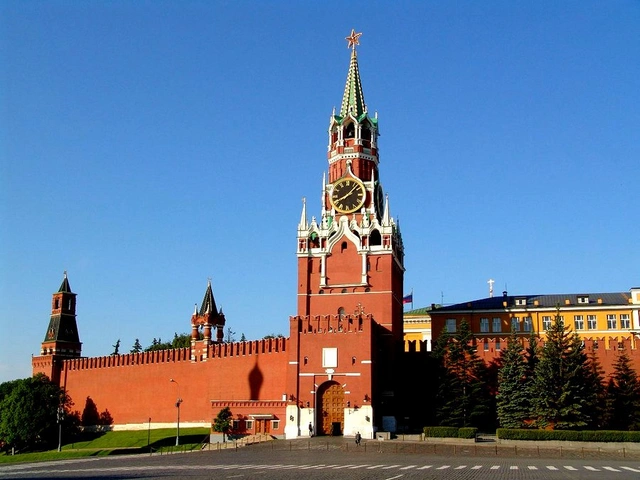 Москва требует от Лондона выдать беглых убийц
