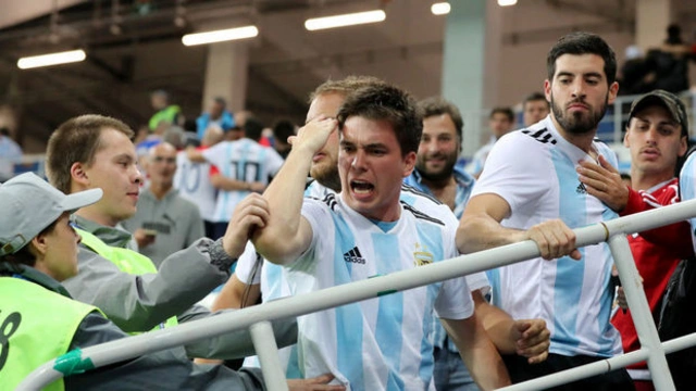 ФИФА оштрафовала Аргентину и Швейцарию