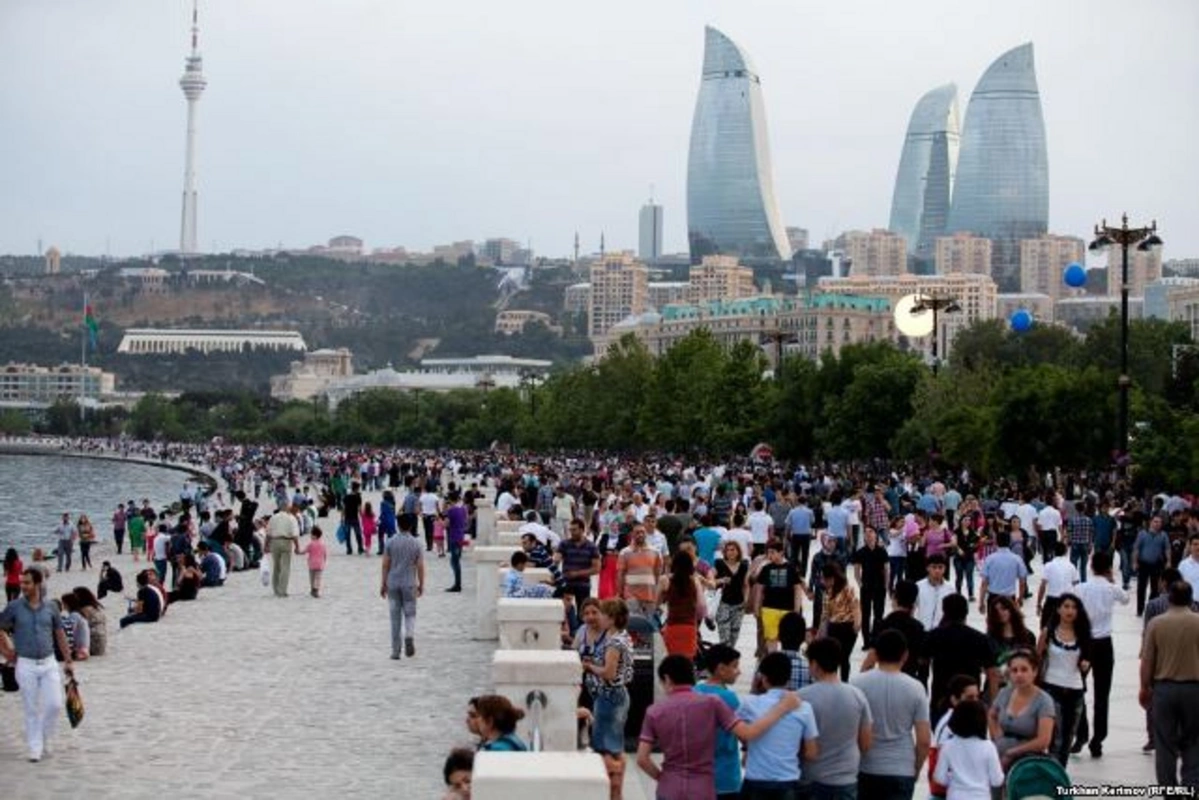 Azərbaycanda boşanmaların sayı azalıb