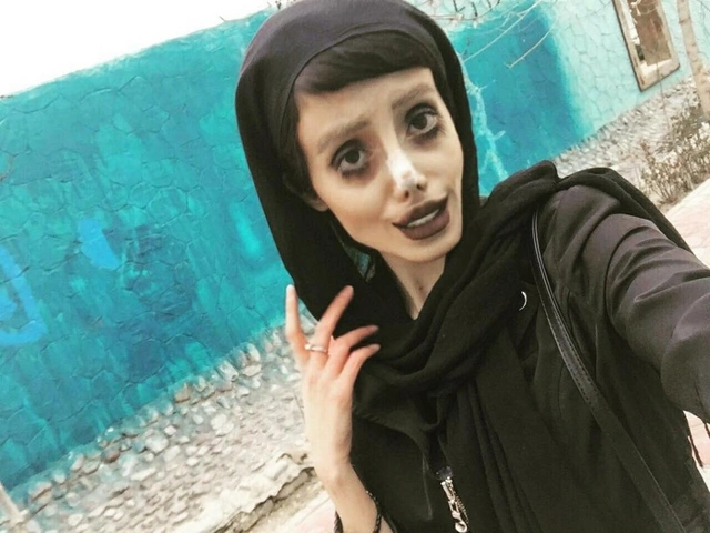 «Иранская Джоли» показала свое настоящее лицо - ФОТО