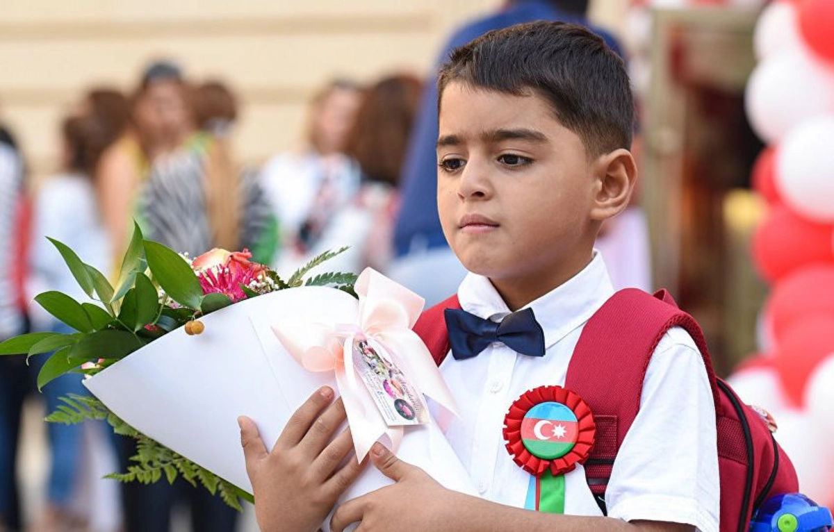 Bakının ən reytinqli məktəbləri - SİYAHI