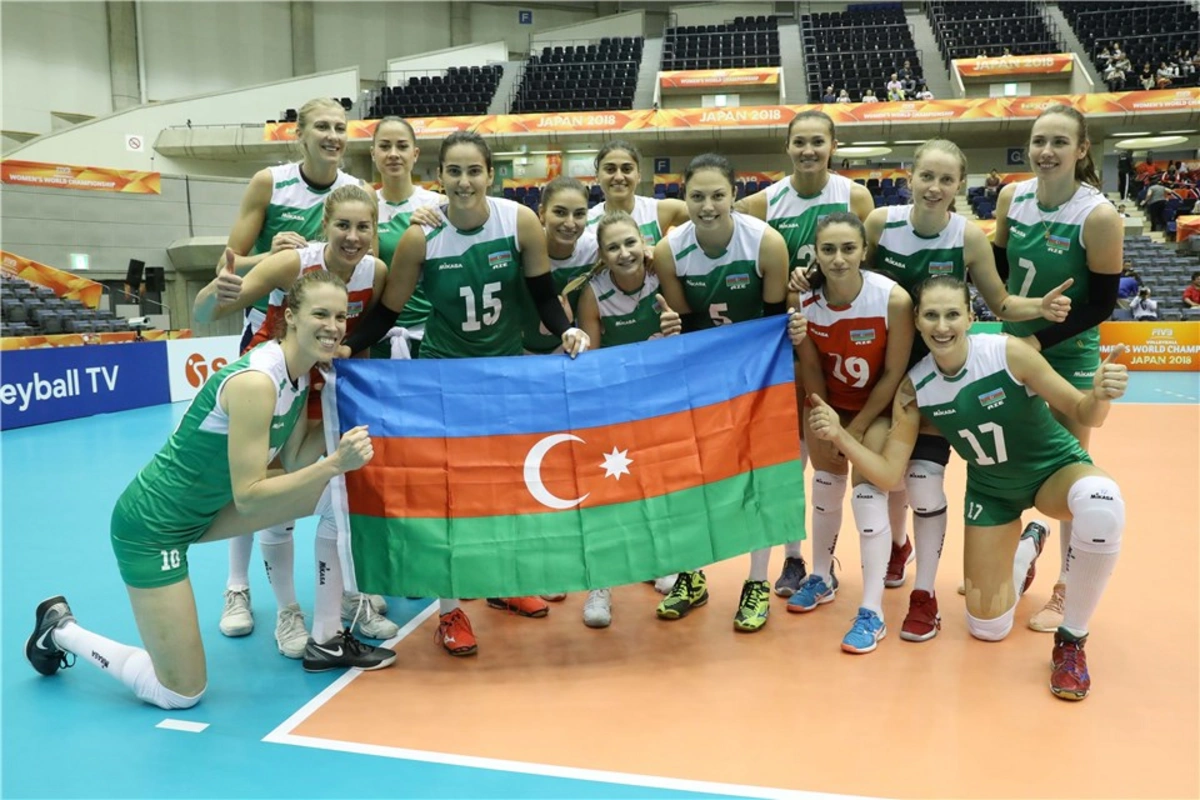 Voleybol millimiz “tütünçülər”i məğlub etdi - FOTO