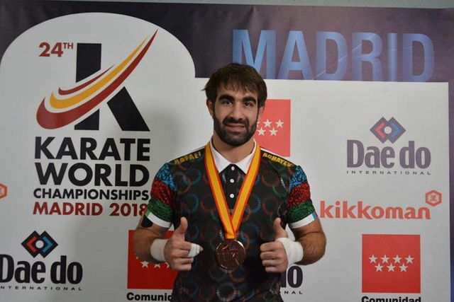 Rafael Ağayev dünya üçüncüsü oldu - FOTO