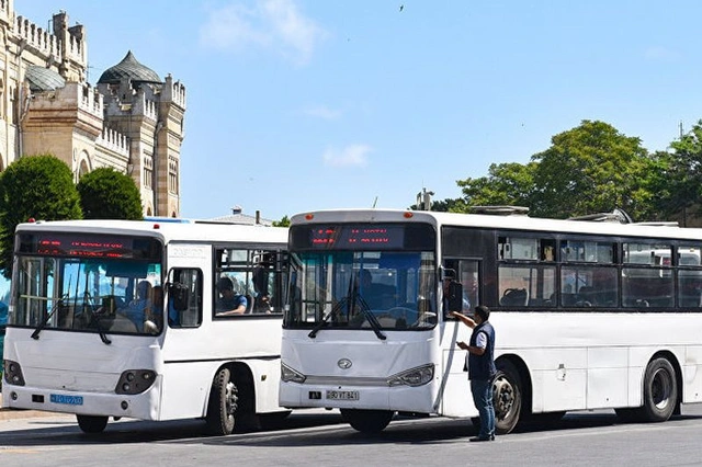 Bakıda avtobusdan oğurluq edilib - VİDEO