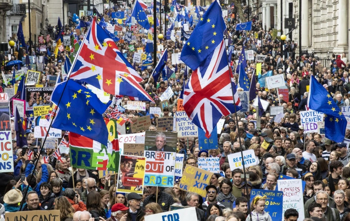 Londonda “Brexit”ə qarşı  yürüş keçirilib - VİDEO