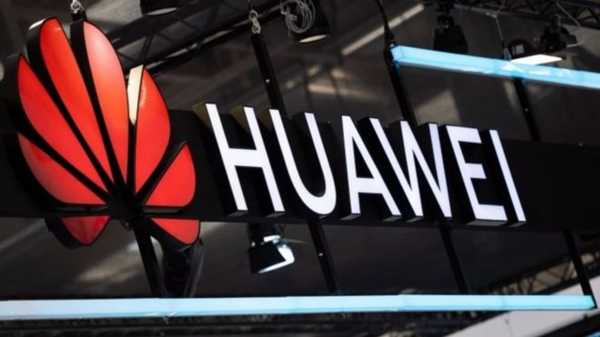 Huawei может перейти на собственную ОС