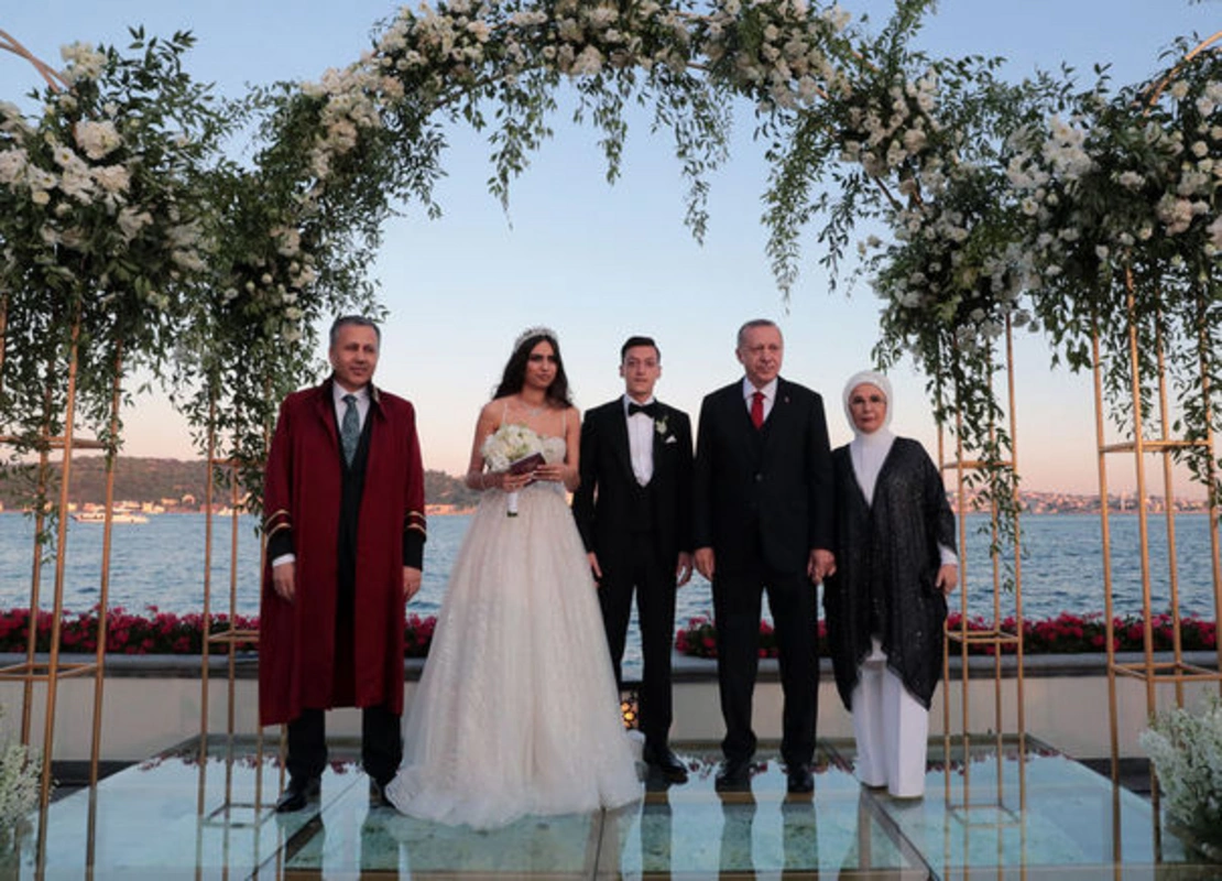 Məsut Özil evləndi, nikah şahidi Ərdoğan oldu - FOTO/VİDEO