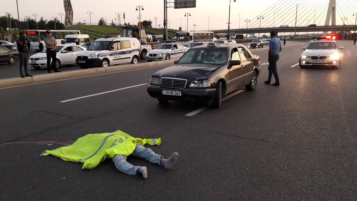 Avtomobilin vurduğu piyada hadisə yerində öldü – FOTO/VİDEO