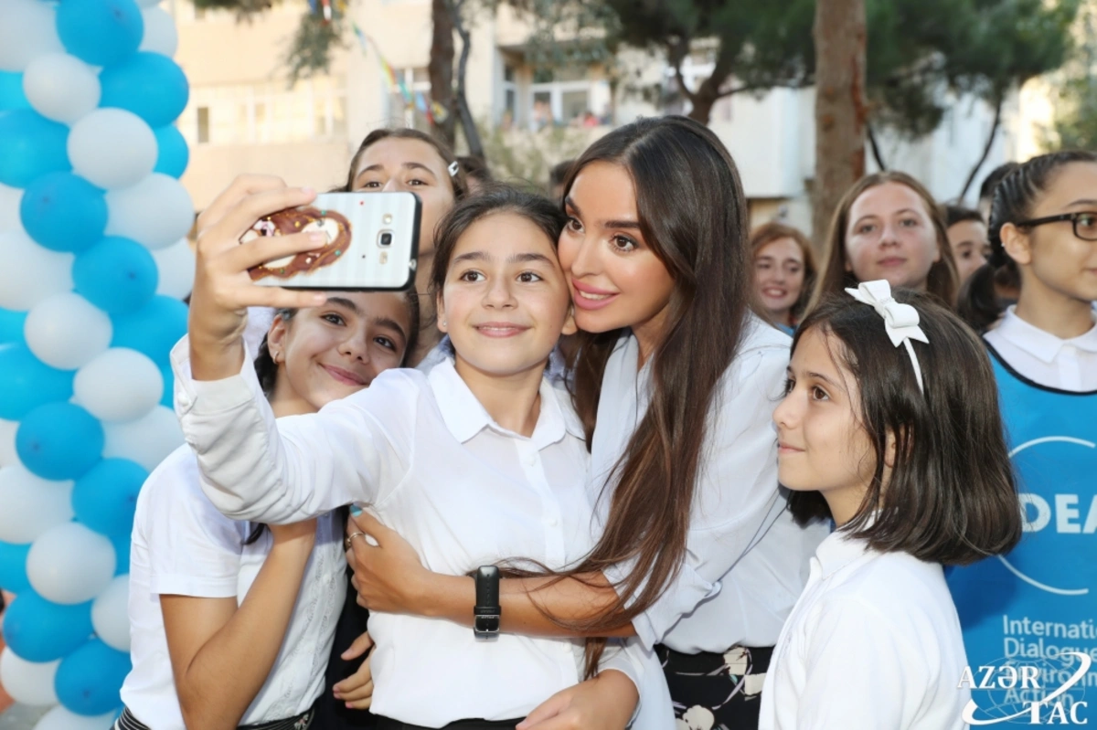 Leyla Əliyevanın təşəbbüsü ilə daha bir həyət abadlaşdırıldı - FOTO