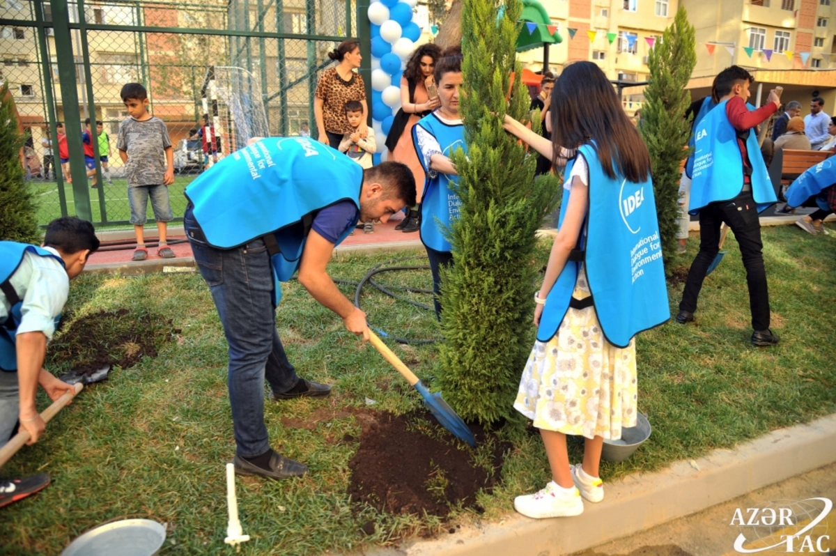 Leyla Əliyevanın təşəbbüsü ilə daha bir həyət abadlaşdırıldı - FOTO