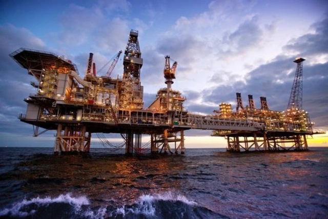 SOCAR эвакуировала более 150 нефтяников