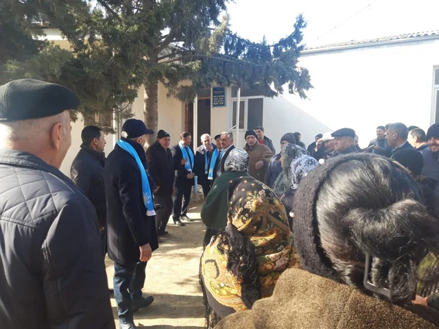Nizami Səfərov seçiciləri ilə görüşlər keçirir - FOTO