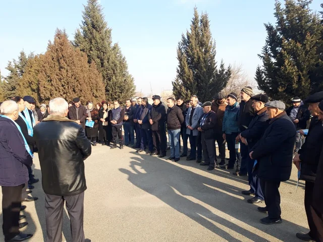 Nizami Səfərov seçiciləri ilə görüşlər keçirir - FOTO
