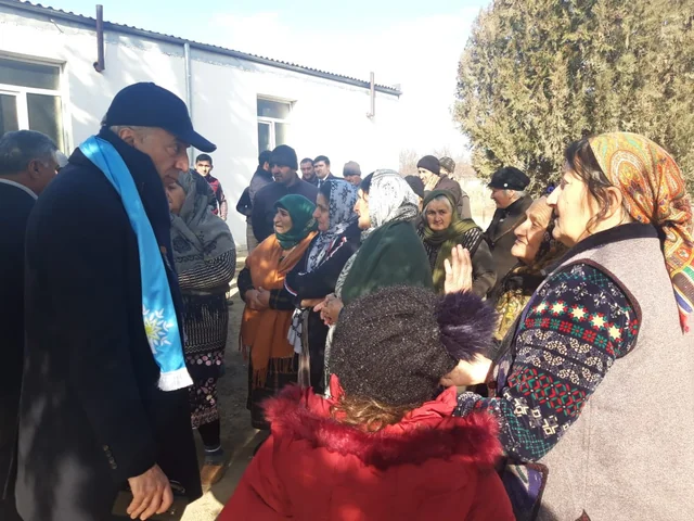 Nizami Səfərov seçiciləri ilə görüşlər keçirir - FOTO