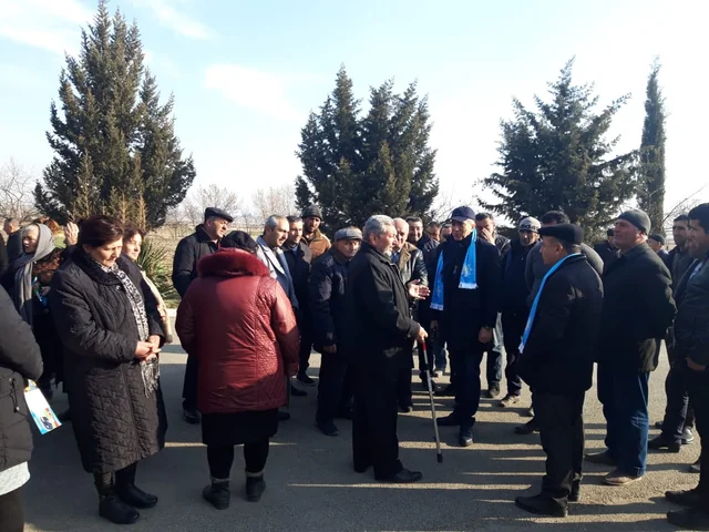 Nizami Səfərov seçiciləri ilə görüşlər keçirir - FOTO