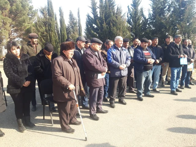Nizami Səfərov seçiciləri ilə görüşlər keçirir - FOTO