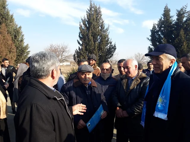 Nizami Səfərov seçiciləri ilə görüşlər keçirir - FOTO