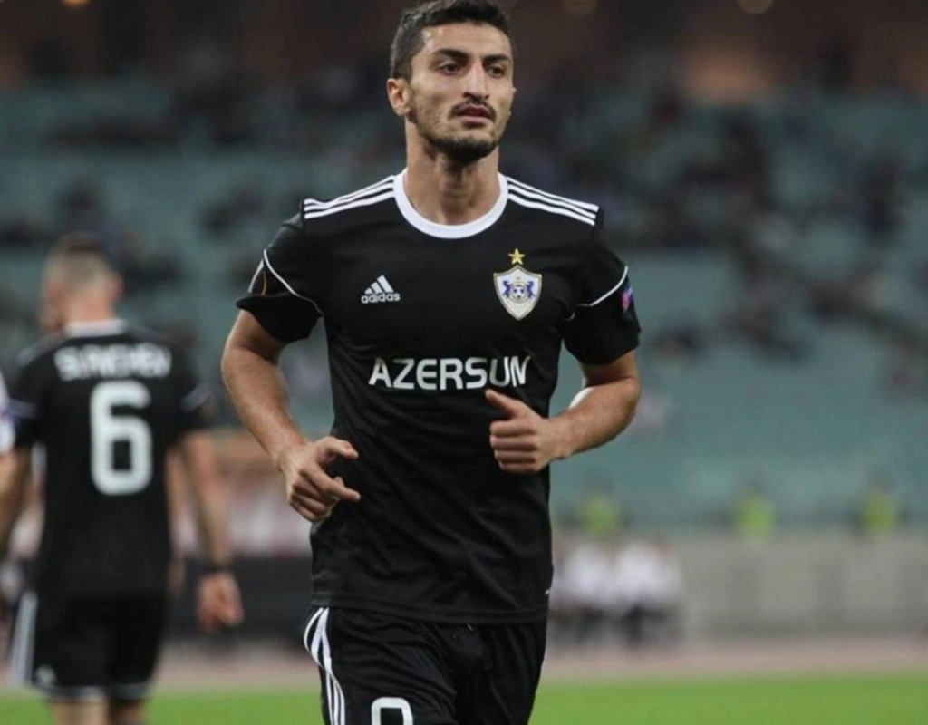 Araz Abdullayev “Qarabağ” karyerası ilə bağlı susqunluğunu pozdu