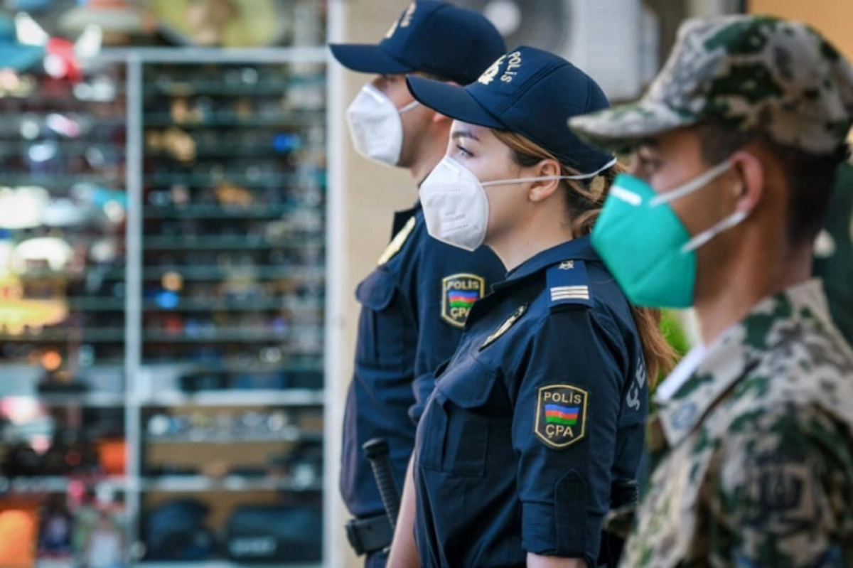 Polis iaşə müəssisələrində reyd keçirdi: Məsuliyyətə cəlb edilənlər var - FOTO