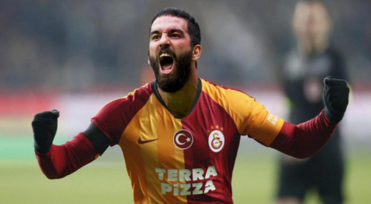 Arda Turan “Qalatasaray”a qayıdır