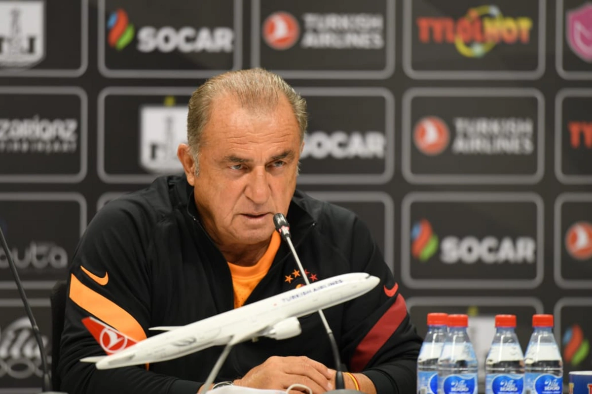 Fatih Terim matç öncəsi mətbuat konfransı keçirib- VİDEO