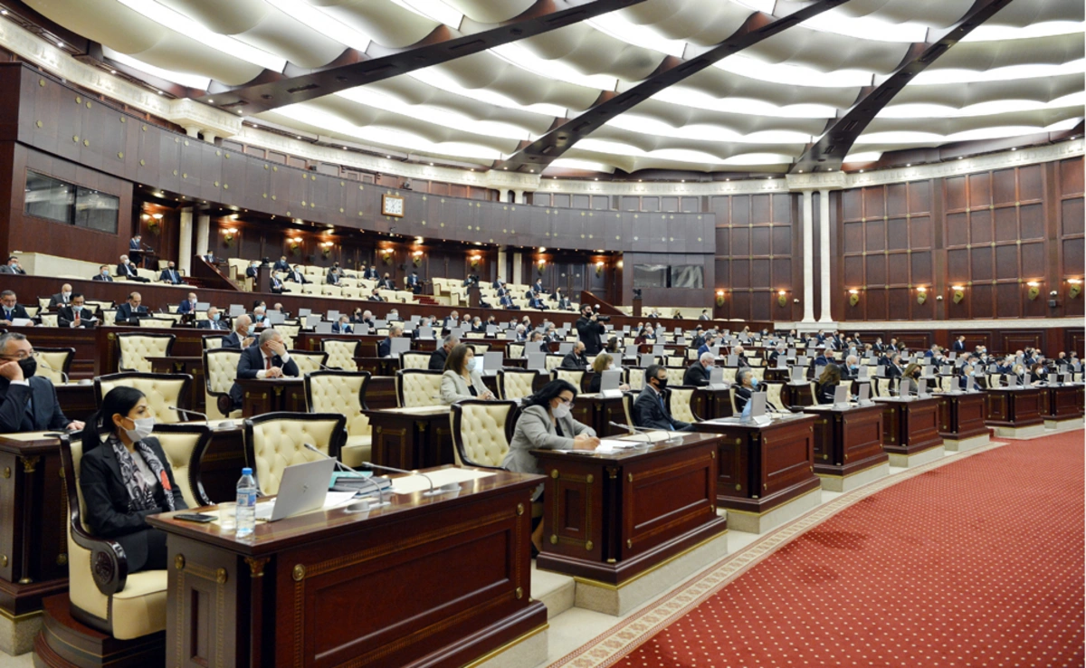 Deputatlar müharibə iştirakçılarının problemlərindən danışdılar