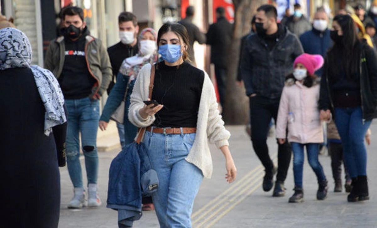 İsti ayların gəlişi ilə maskalardan imtina etmək olarmı? TƏBİB açıqladı – VİDEO