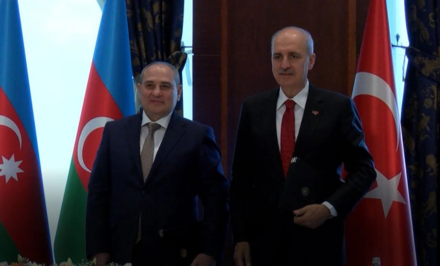 Azərbaycan və Türkiyənin hakim partiyaları arasında əməkdaşlıq protokolu imzalandı