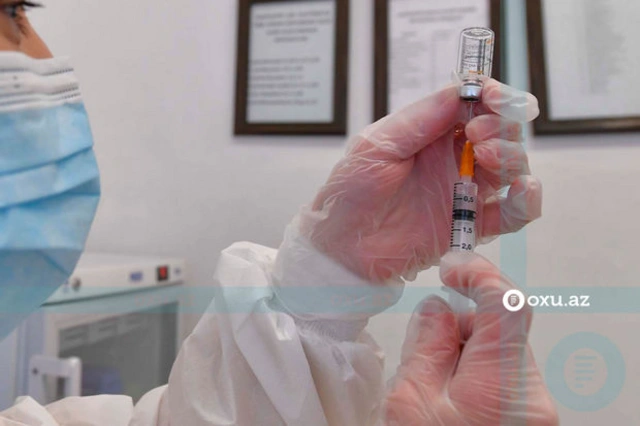 COVID-19 testi pozitiv çıxan şəxslərin vaksinasiya müddəti azaldılıb - RƏSMİ