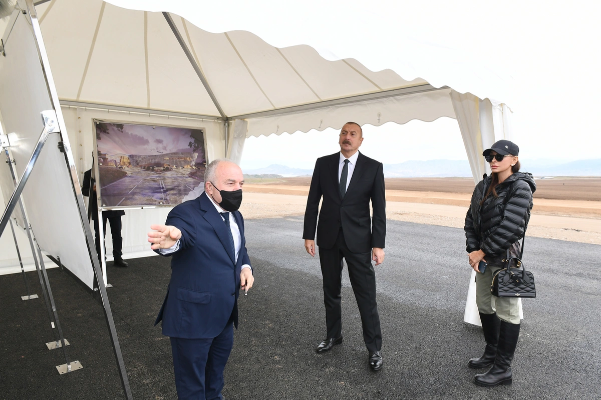 Prezident və birinci vitse-prezident Zəngilan beynəlxalq aeroportunda görülən işlərlə tanış olublar - FOTO