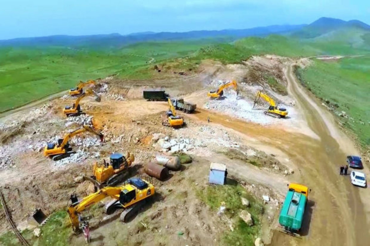 Обнародована информация о дорожных проектах в Карабахе и Восточном Зангезуре