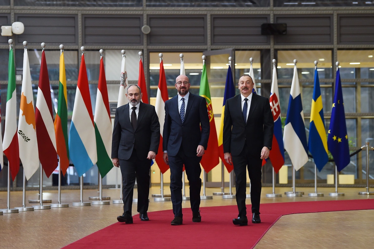 Встреча в Брюсселе - очередная дипломатическая победа: принято предложение Азербайджана из пяти статей