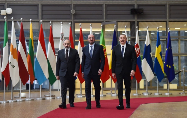 Встреча в Брюсселе - очередная дипломатическая победа: принято предложение Азербайджана из пяти статей