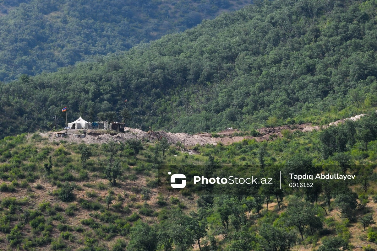 Kolluqışlaqdan görünən erməni kəndi - FOTOREPORTAJ