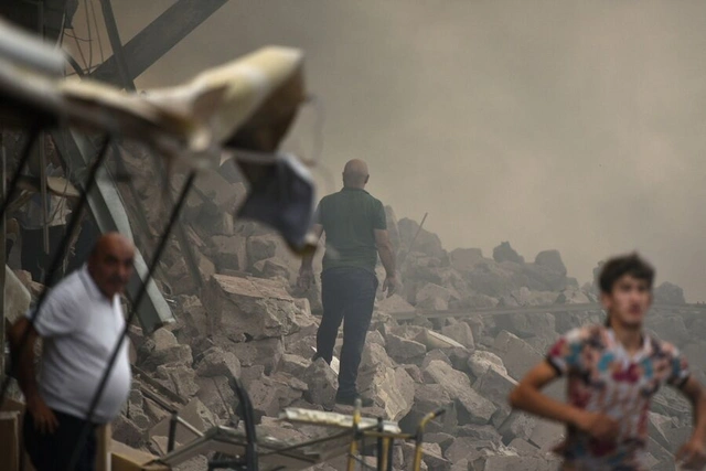Выросло число жертв взрыва на рынке в Ереване - ОБНОВЛЕНО + ФОТО/ВИДЕО