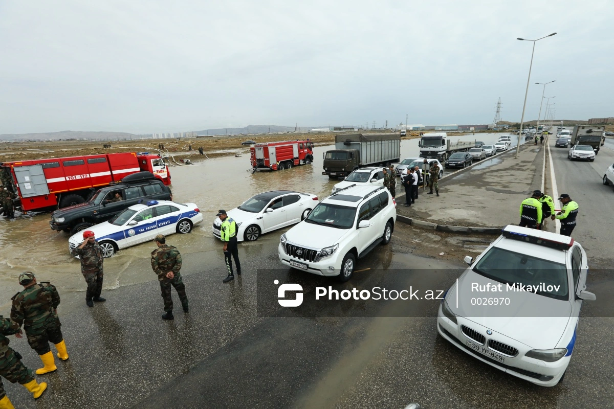 Magistral su kəmərində qəza və keçilməz olan yol - FOTOREPORTAJ