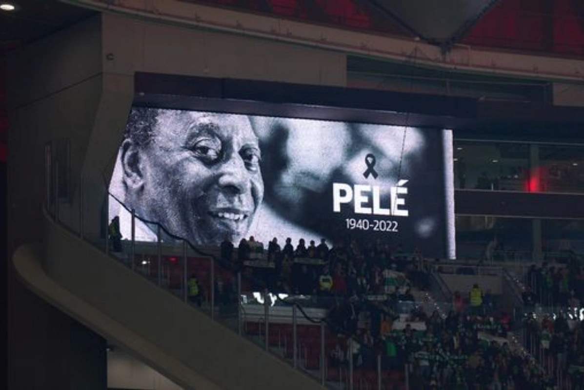 ФИФА призвала начинать все футбольные матчи с минуты молчания в память о Пеле