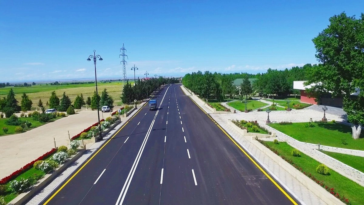 Bakıdan Rusiya sərhədinə qədər çəkilən pullu yol nə zaman istifadəyə veriləcək?