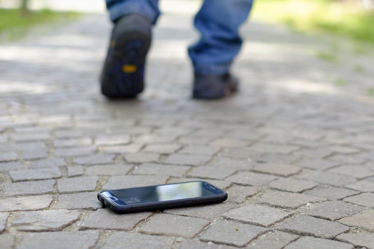 Telefon itdikdə içindəki məlumatları qorumağın yolları - FOTO