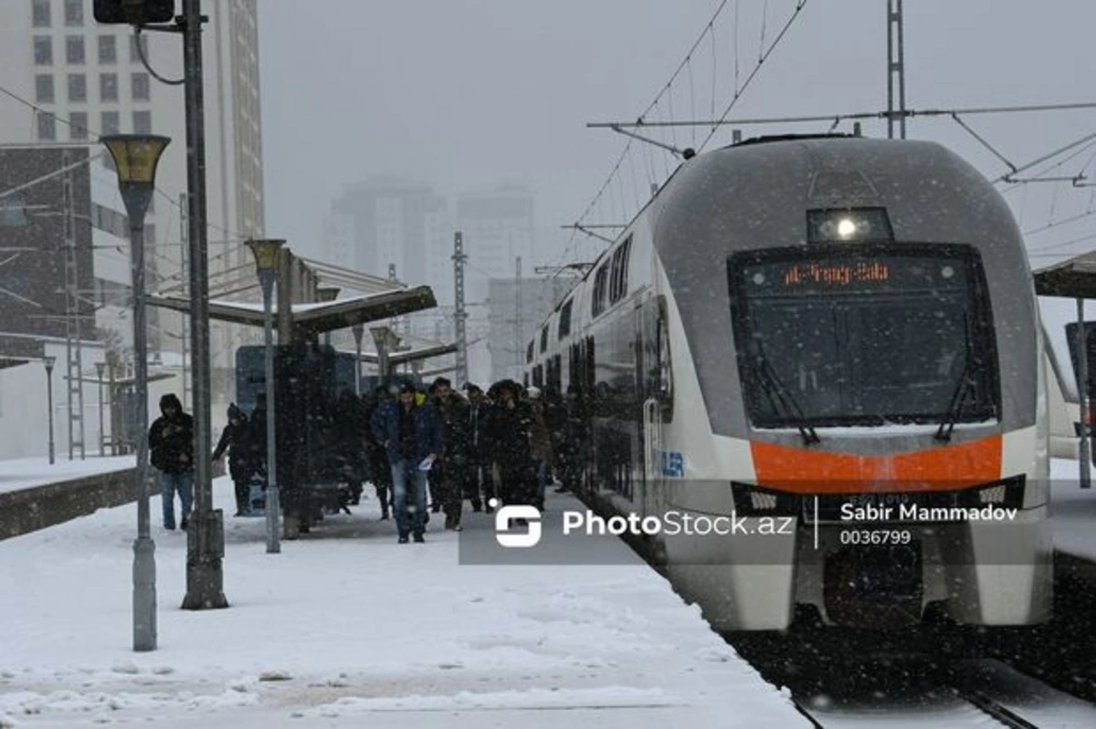 Sumqayıt Dəmiryol Stansiyasında terminal işləmir - FOTO